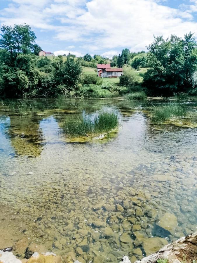 By Riverhill Karlovac Buitenkant foto