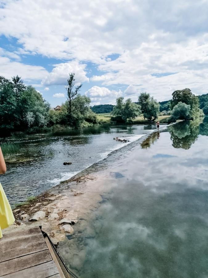 By Riverhill Karlovac Buitenkant foto